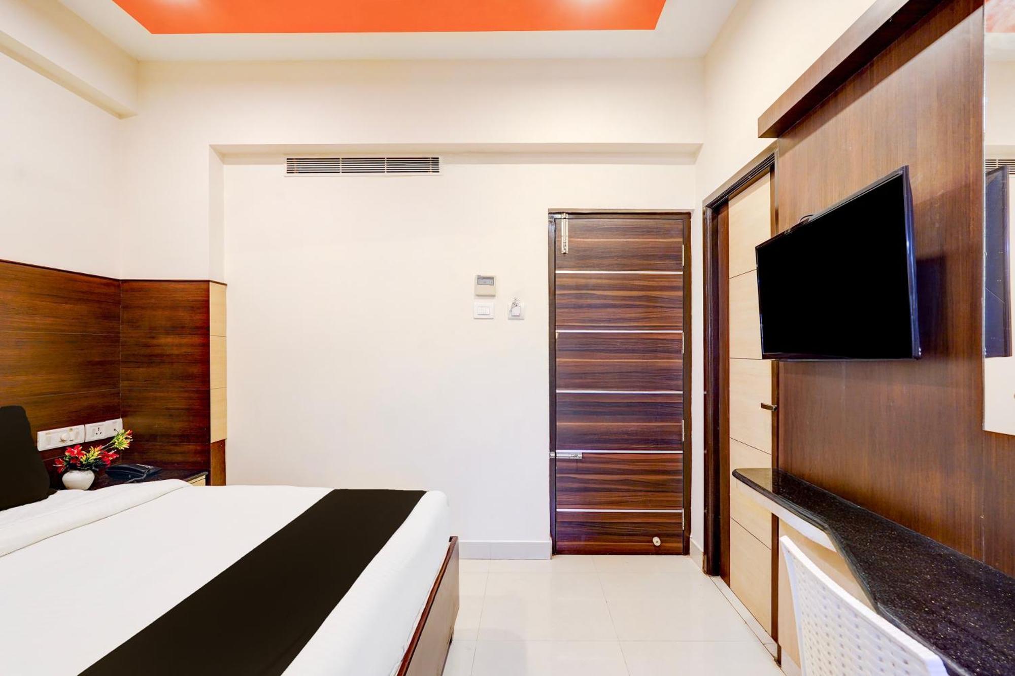 Super Townhouse Chennai Near Airport Formerly Sai Bala Budget Eksteriør bilde