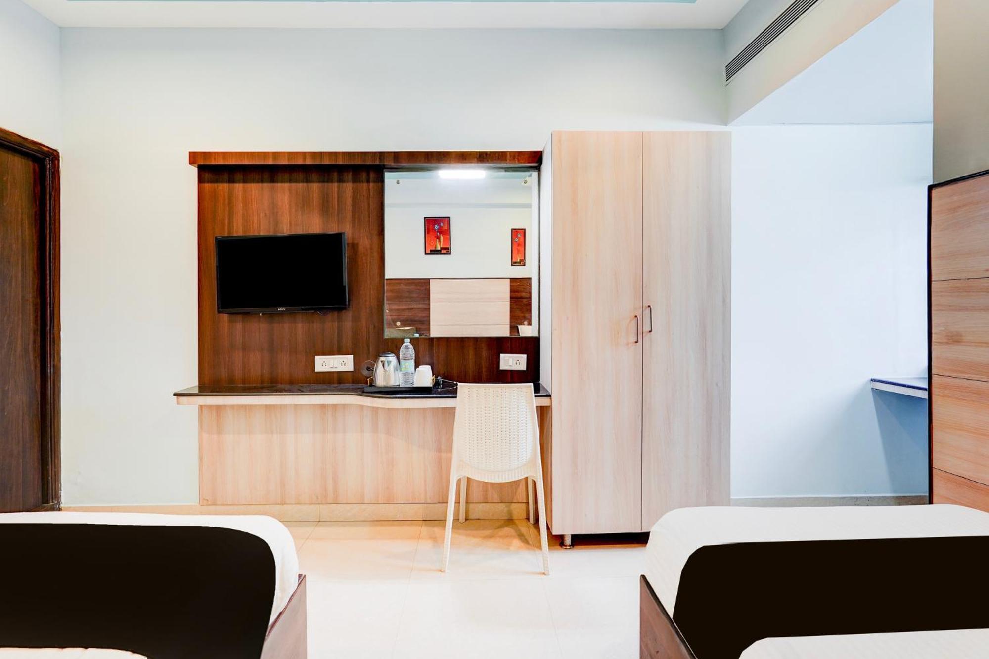 Super Townhouse Chennai Near Airport Formerly Sai Bala Budget Eksteriør bilde
