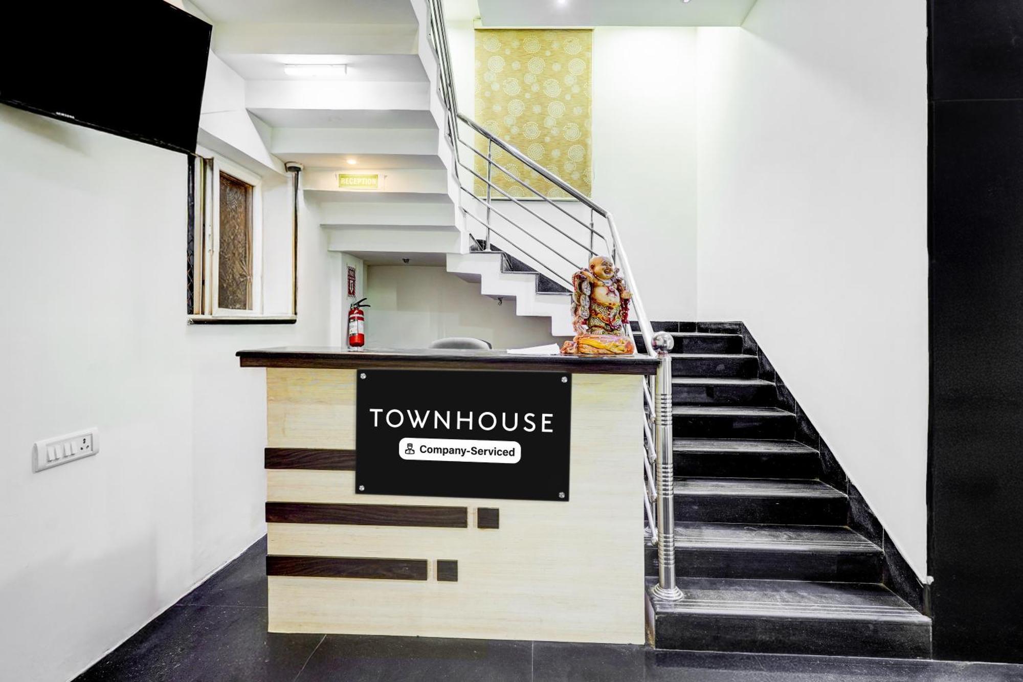 Super Townhouse Chennai Near Airport Formerly Sai Bala Budget Eksteriør bilde