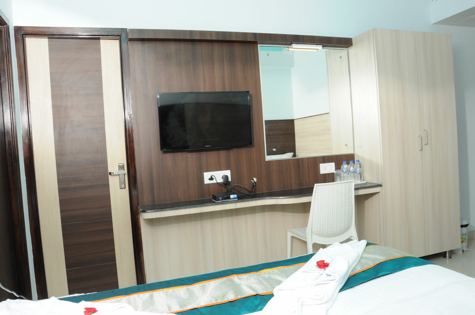 Super Townhouse Chennai Near Airport Formerly Sai Bala Budget Eksteriør bilde