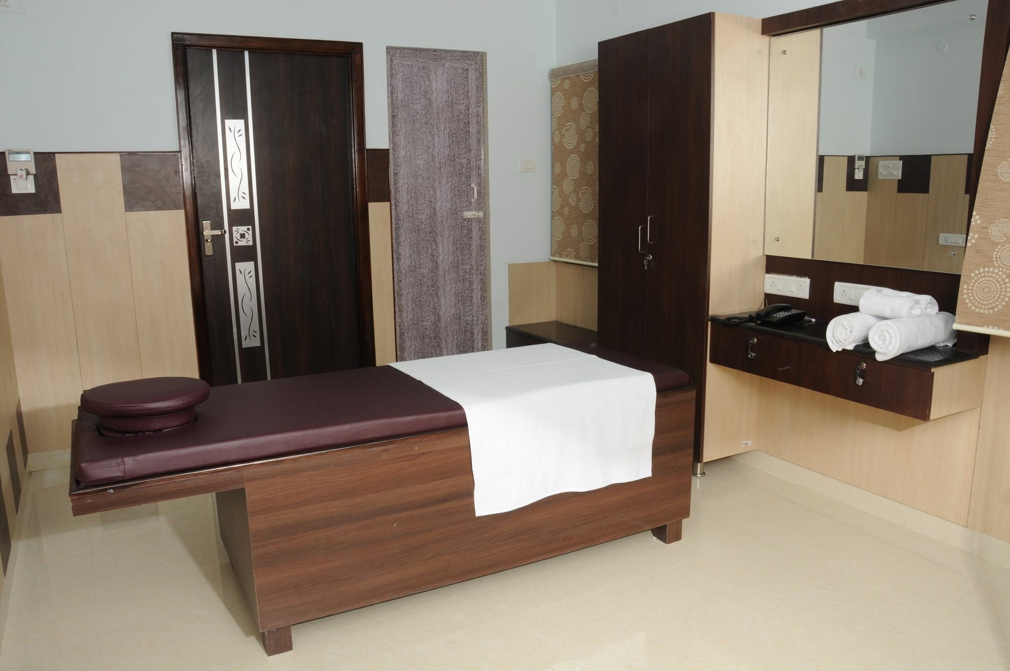 Super Townhouse Chennai Near Airport Formerly Sai Bala Budget Eksteriør bilde